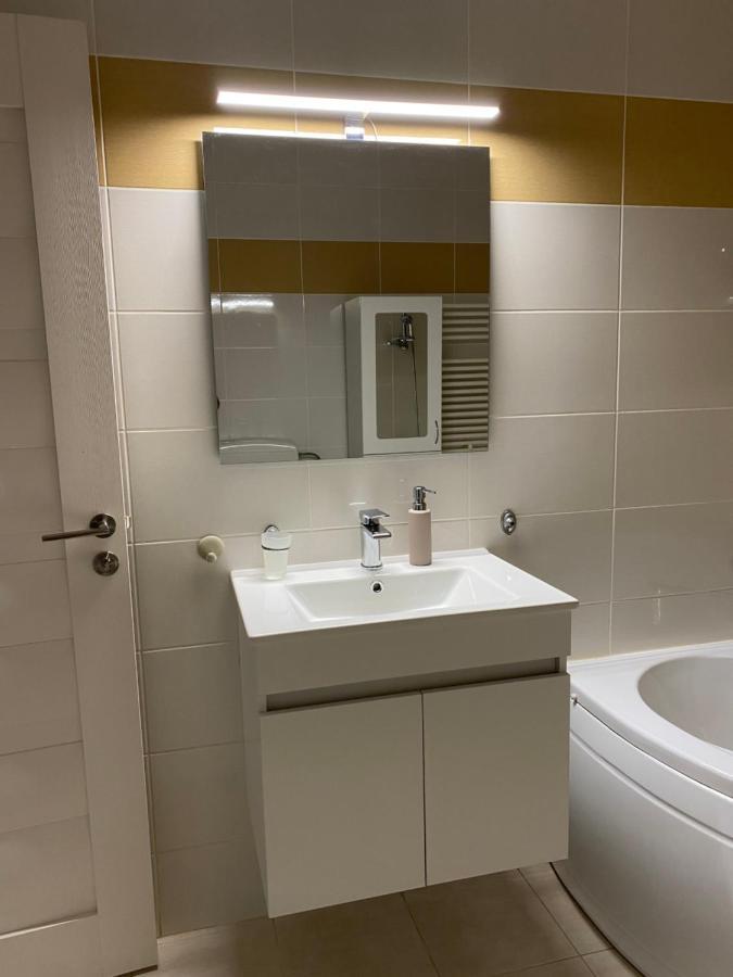 Apartament Avana Oradea Ngoại thất bức ảnh